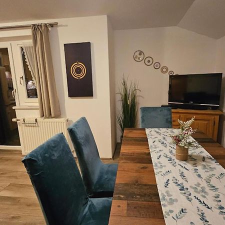 Haus Gabriele Lägenhet Gaschurn Rum bild