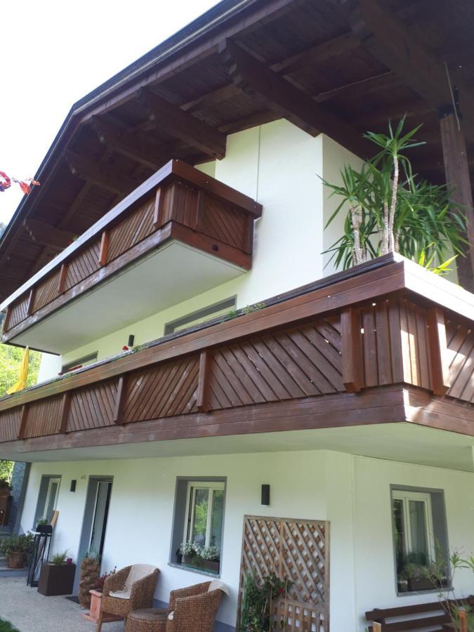 Haus Gabriele Lägenhet Gaschurn Exteriör bild